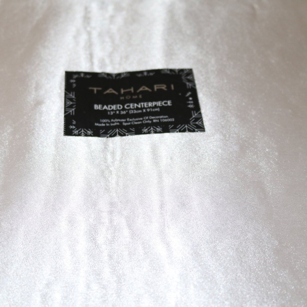 TAHARI HOME BEADED & SEQUINS CENTERPIECE TABLE RUNNER - 13x36 - NEW -SILVER/GOLD - Picture 6 of 7